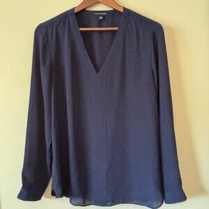 Banana Republic|Contemporary Navy Blue Relaxed Long Sleeve V-Neck Blouse Sz L